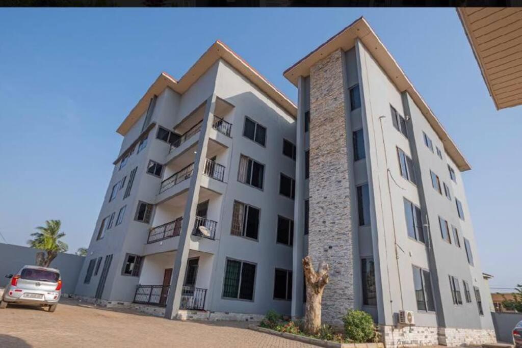 Cozy Penthouse ,Accra Ghana Owuraman Ngoại thất bức ảnh